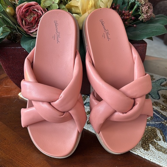 Brand New Universal Thread Cosette Padded Slide Sandals Coral Crisscross Casual - Picture 2 of 13